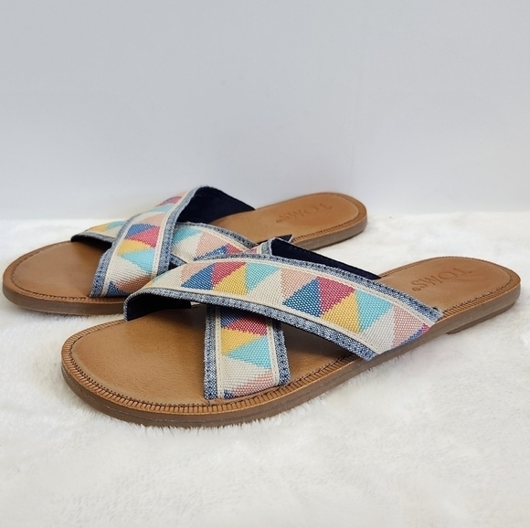 Toms Viv Crisscross Geometric Flat Slide Sandals Size 5.5 NWT - Picture 1 of 13